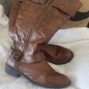 Women's Brown Leather Mid-Calf Riding Boots